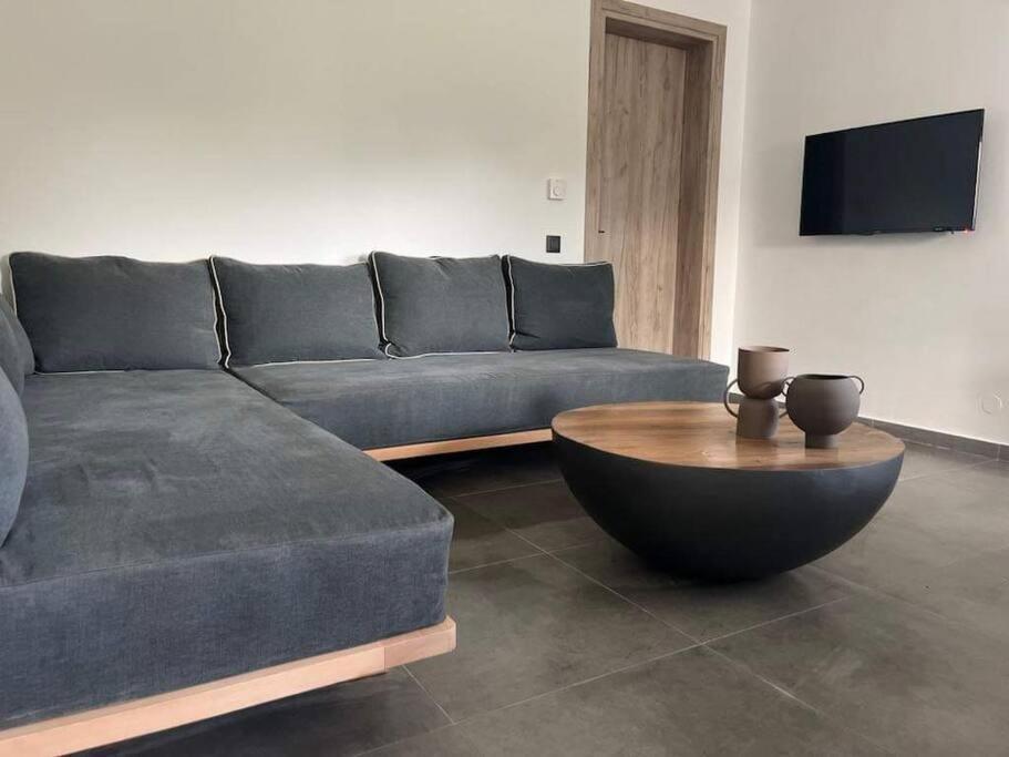 Ek Ornelakis, Luxury Country House With Jacuzzi Chania  Bagian luar foto