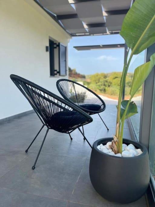Ek Ornelakis, Luxury Country House With Jacuzzi Chania  Bagian luar foto