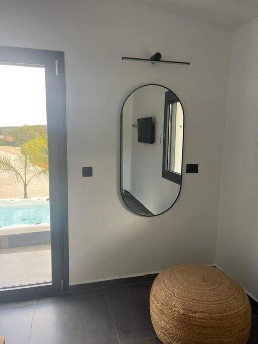 Ek Ornelakis, Luxury Country House With Jacuzzi Chania  Bagian luar foto